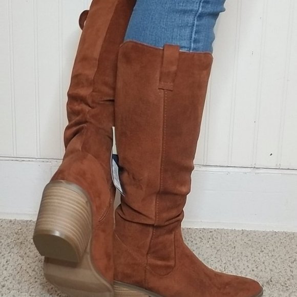 Women's Lainee Heeled Scrunch Fashion Boots Universal Thread brown/barb - Picture 12 of 16